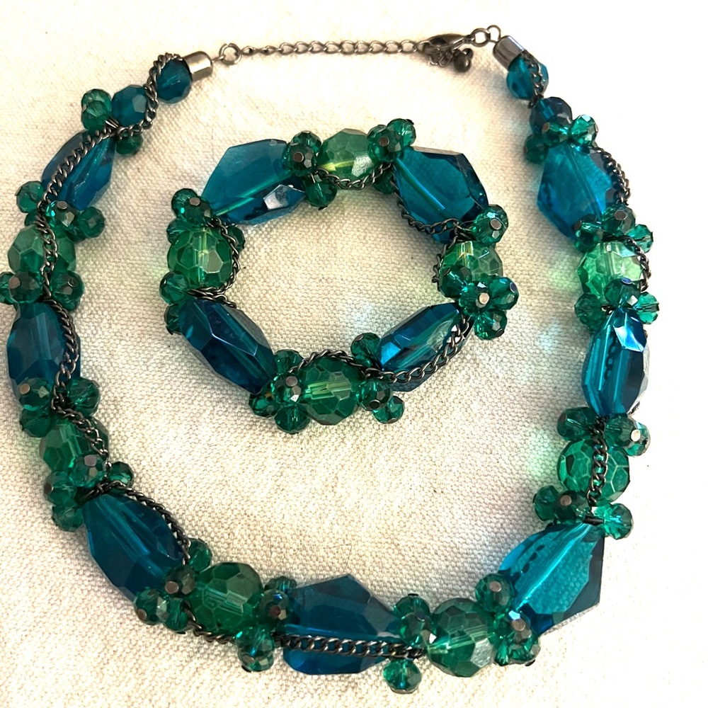 Vintage Green and Teal Glass Beaded Necklace and Bracelet Set